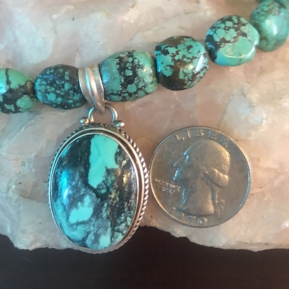 - LARGE RARE TURQUOISE ON SILVER W/ 30 LG necklace🌟 - Picture 2 of 4